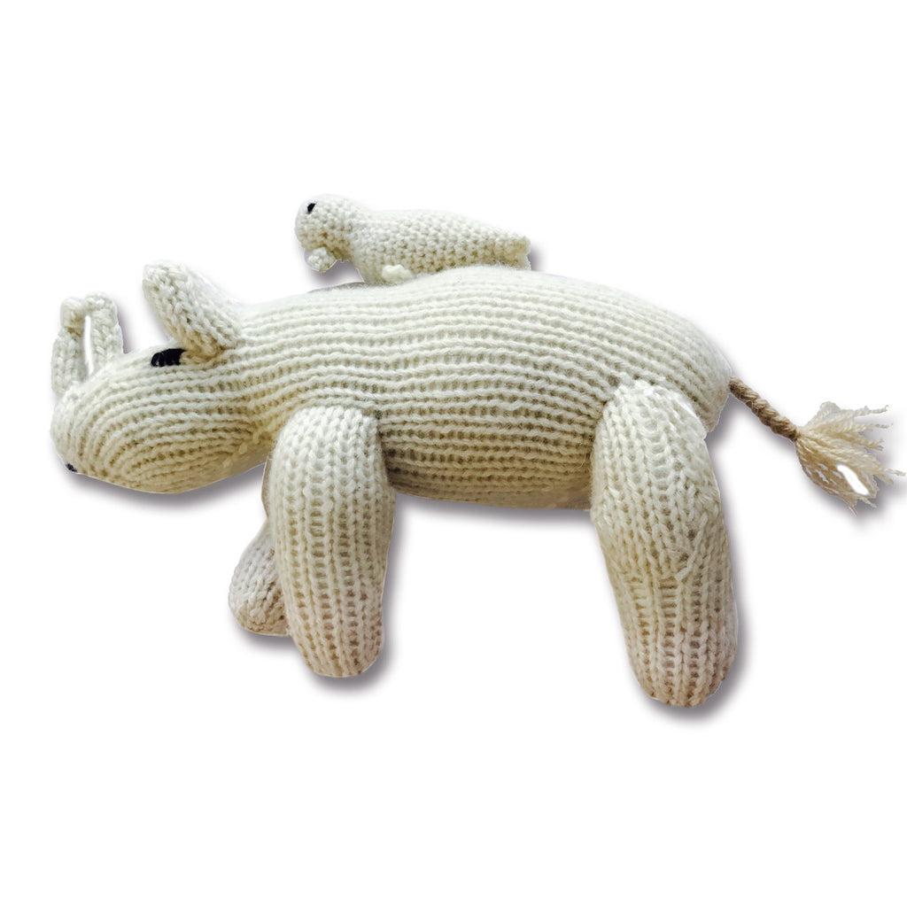 Ayka the Rhino, Snow